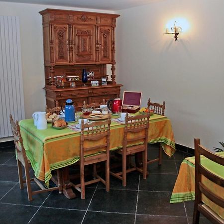 Bed and Breakfast Ferme Brocart Bouvines Экстерьер фото